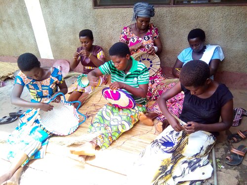 Denis Ndayizeye (Baskets For Good)